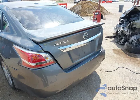 2015 Nissan Altima 2.5 Sv from USA, damaged, VIN 1N4AL3AP1FC215456